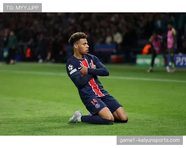 法国杜埃背部疼痛出战成疑 中场轮换安排出现临时变数